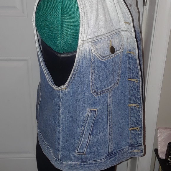 Ombre acid wash Denim vest - Picture 3 of 4